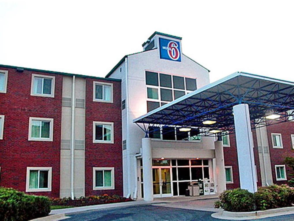 Motel 6-Newport, Tn Buitenkant foto